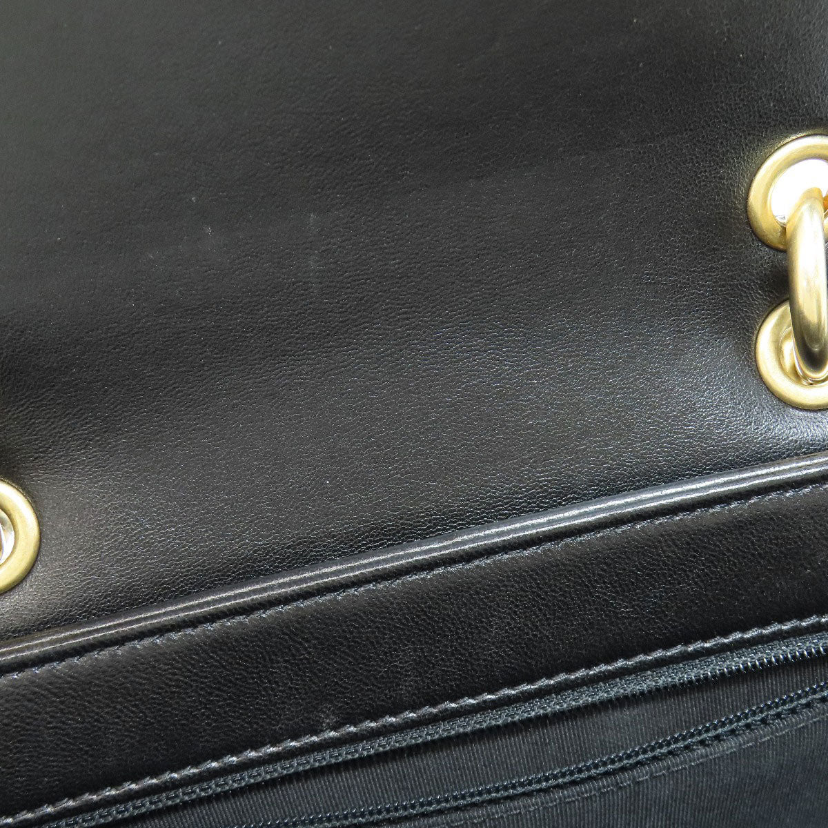 CHANEL – V-Stitch 2-Way Shoulder Bag – Black Lambskin with Gold-Tone Metal – Karl Lagerfeld Collection 2018 – 100% Authentic ✨Previously Owned Very Good Condition ~33% Off MSRP