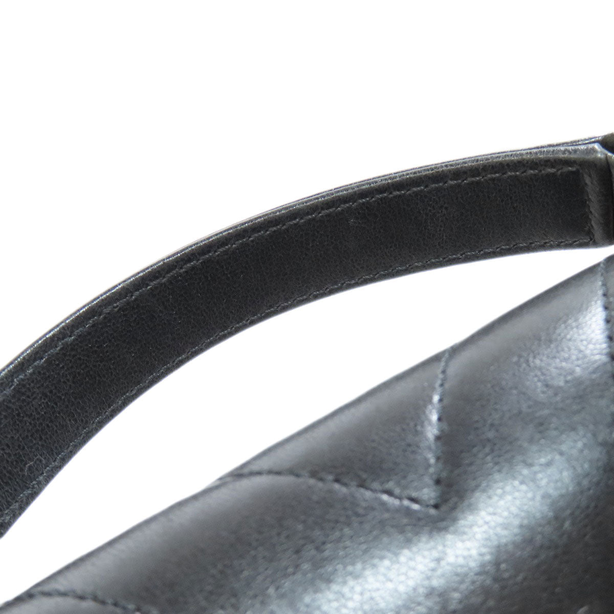 CHANEL – V-Stitch 2-Way Shoulder Bag – Black Lambskin with Gold-Tone Metal – Karl Lagerfeld Collection 2018 – 100% Authentic ✨Previously Owned Very Good Condition ~33% Off MSRP