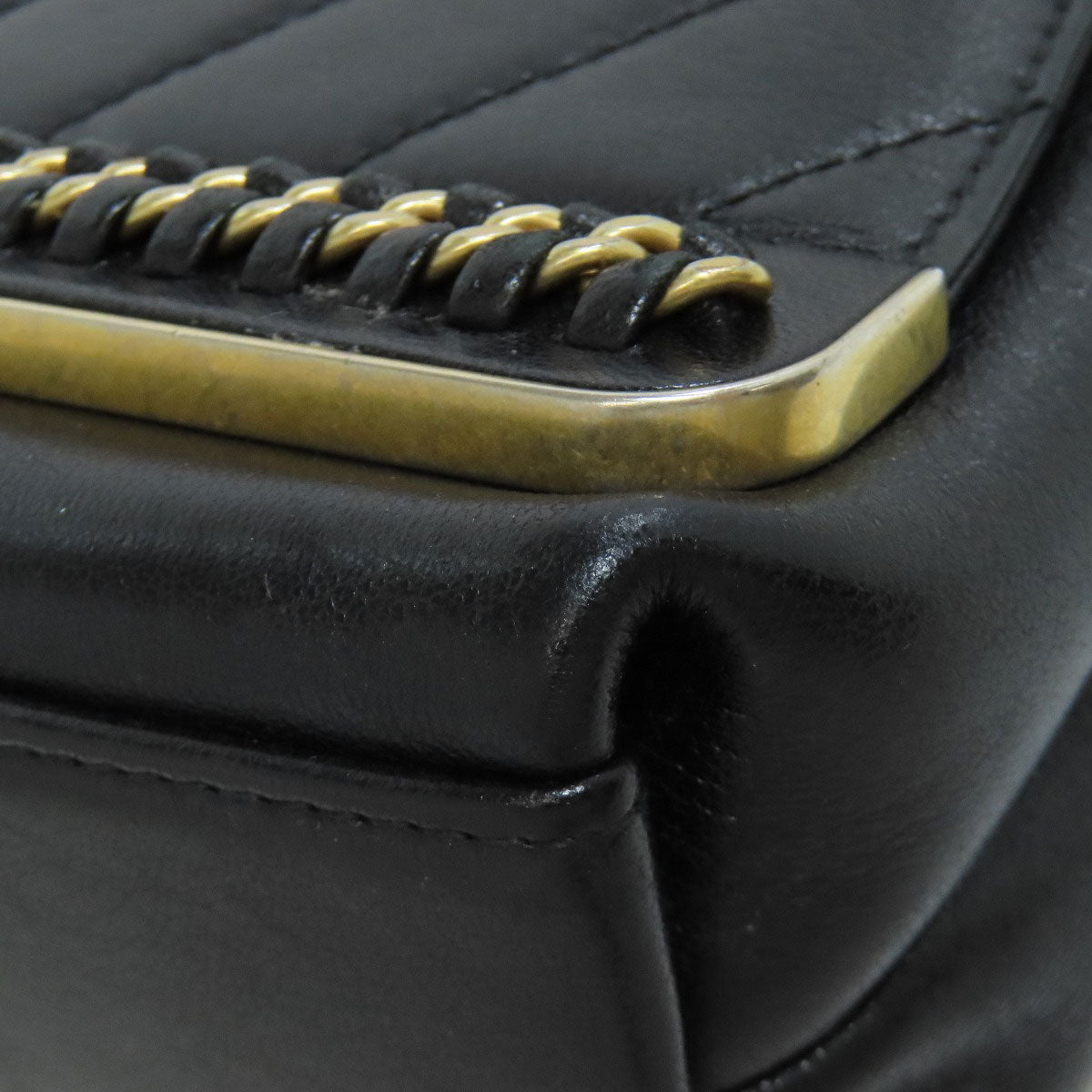 CHANEL – V-Stitch 2-Way Shoulder Bag – Black Lambskin with Gold-Tone Metal – Karl Lagerfeld Collection 2018 – 100% Authentic ✨Previously Owned Very Good Condition ~33% Off MSRP