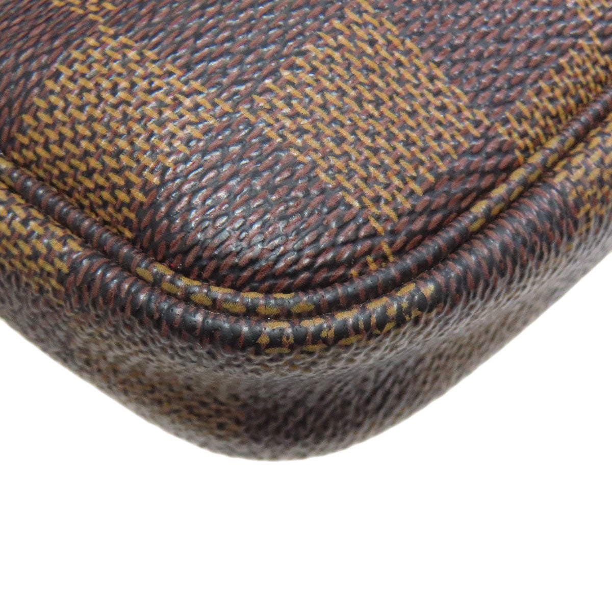 LOUIS VUITTON – Mini Pochette Accessoires