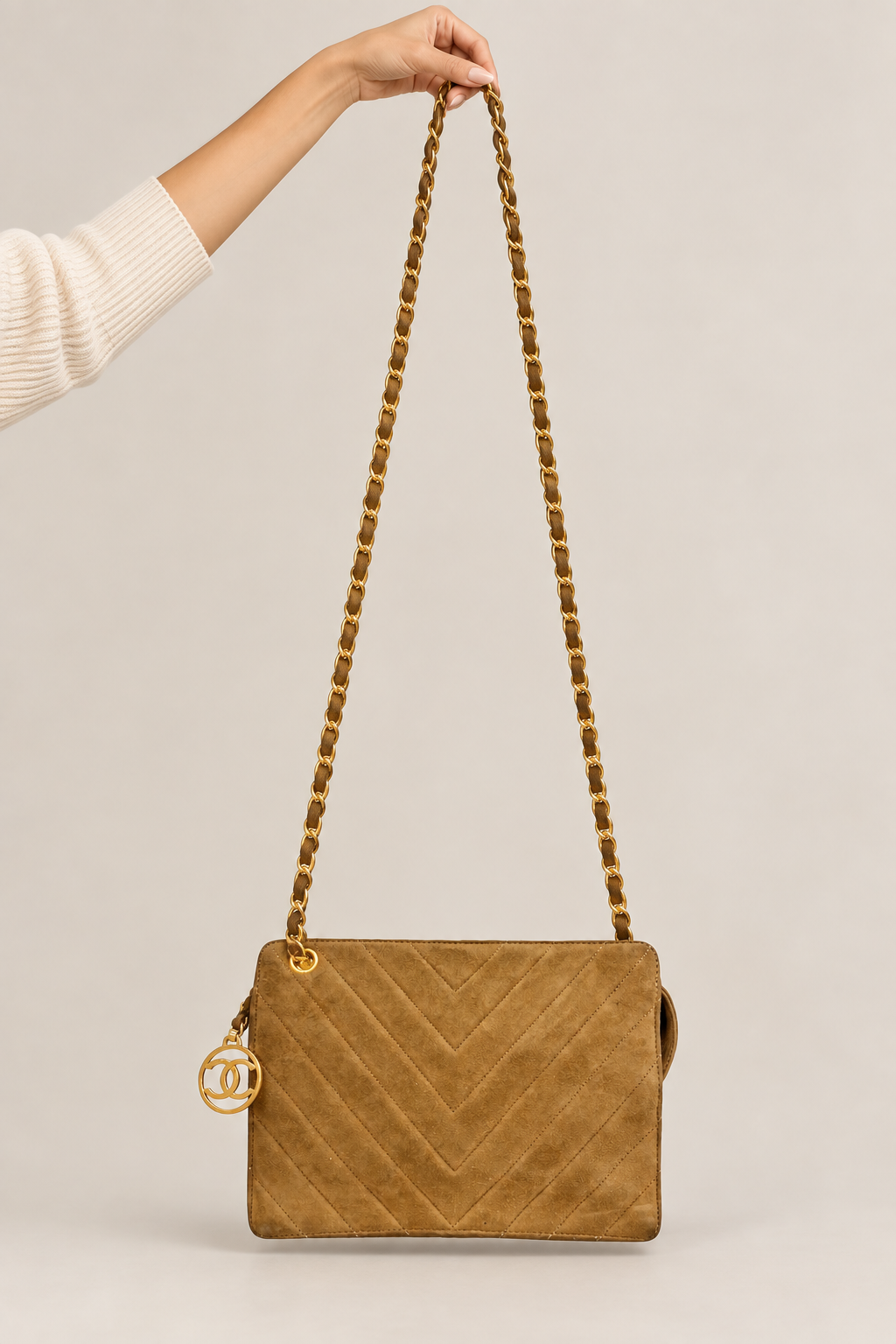 CHANEL – Vintage V-Stitch Suede Chain Shoulder Bag – Brown &amp; Gold – Previously Owned