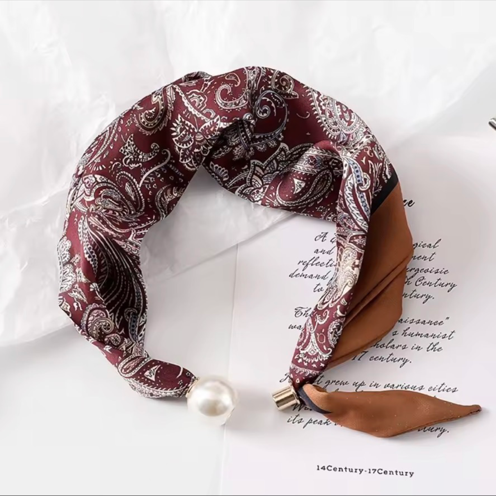 Pearl Buckle Printed Skinny Scarf for Women | L’LUXE