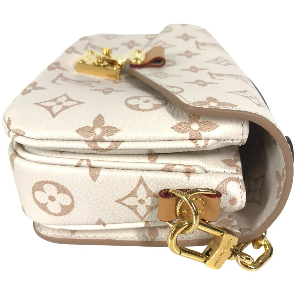 LOUIS VUITTON Pochette Metis EW