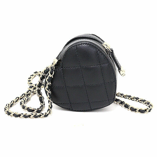 CHANEL Coin Case — Lambskin Black — Heart-shaped Chain Coin Case — Matrasse Quilting 2022 100% Authentic✨ Pristine Condition