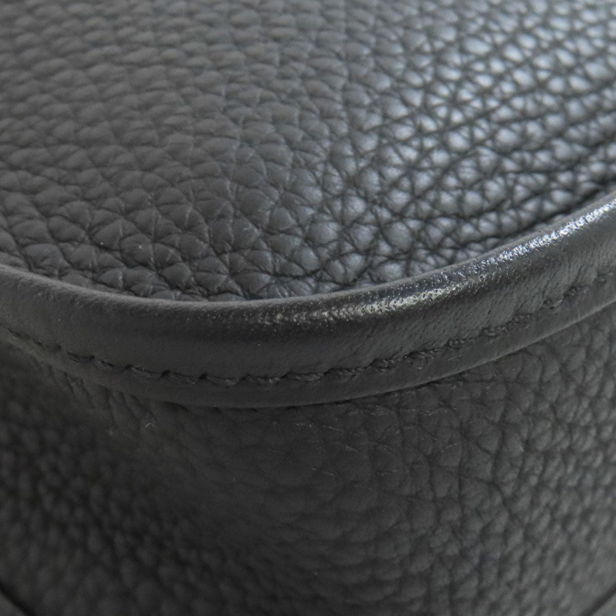 HERMÈS – Evelyn TPM Shoulder Bag – Taurillon Clemence – Gold Metal Hardware  (X Stamp)