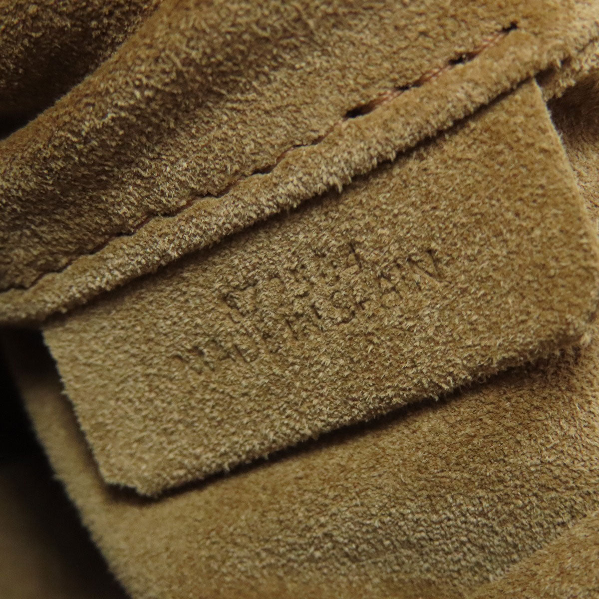 LOEWE Barcelona (Medium) in calfskin 2WAY – Calfskin Butter Yellow Excellent Pre-Owned Condition ✨Excellent Pre-Owned Condition 100% Authentic ~26% Off MSRP