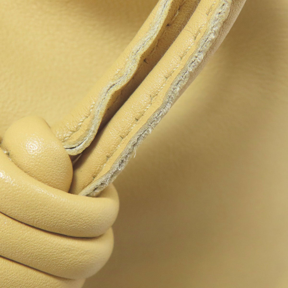 LOEWE Barcelona (Medium) in calfskin 2WAY – Calfskin Butter Yellow Excellent Pre-Owned Condition ✨Excellent Pre-Owned Condition 100% Authentic ~26% Off MSRP