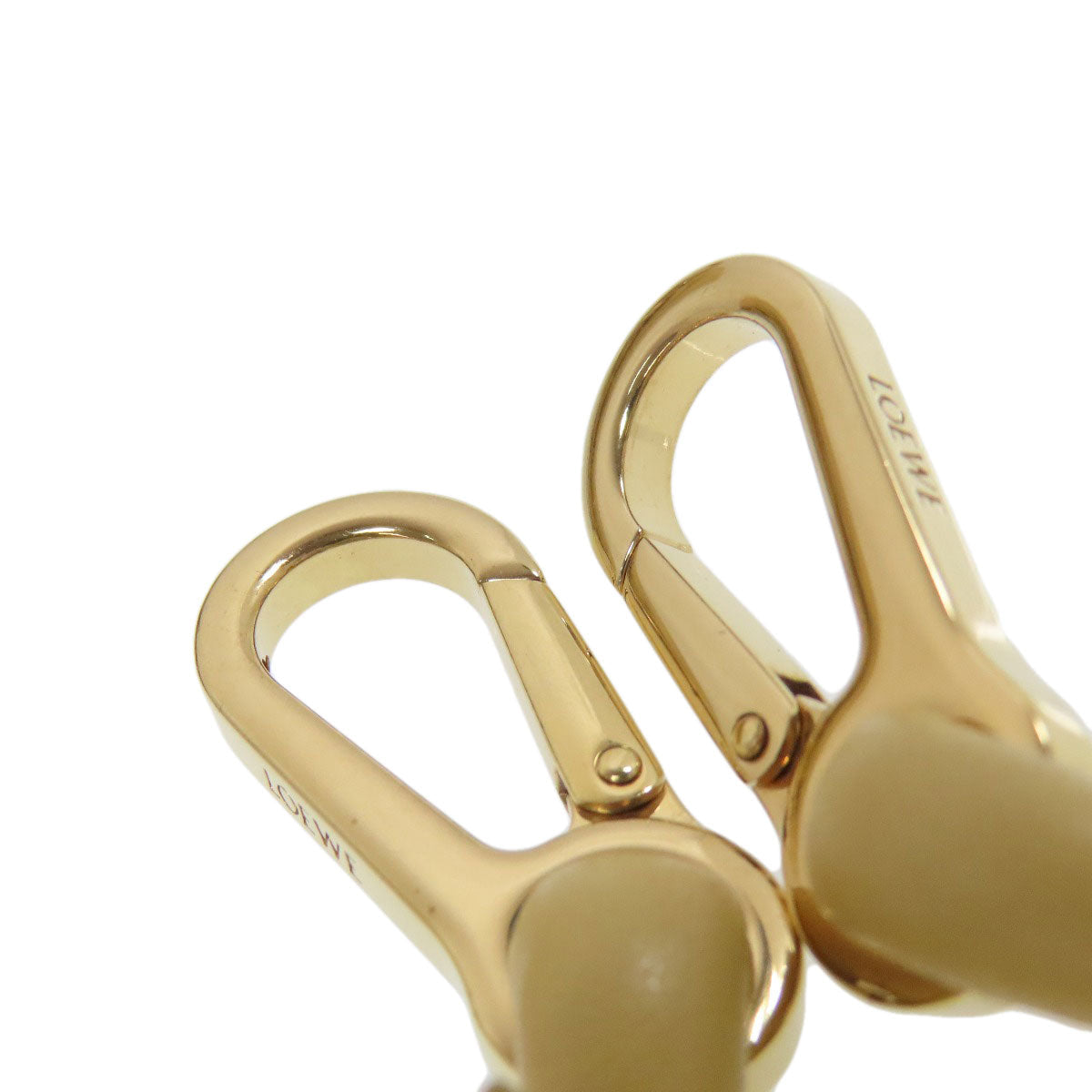 LOEWE Barcelona (Medium) in calfskin 2WAY – Calfskin Butter Yellow Excellent Pre-Owned Condition ✨Excellent Pre-Owned Condition 100% Authentic ~26% Off MSRP