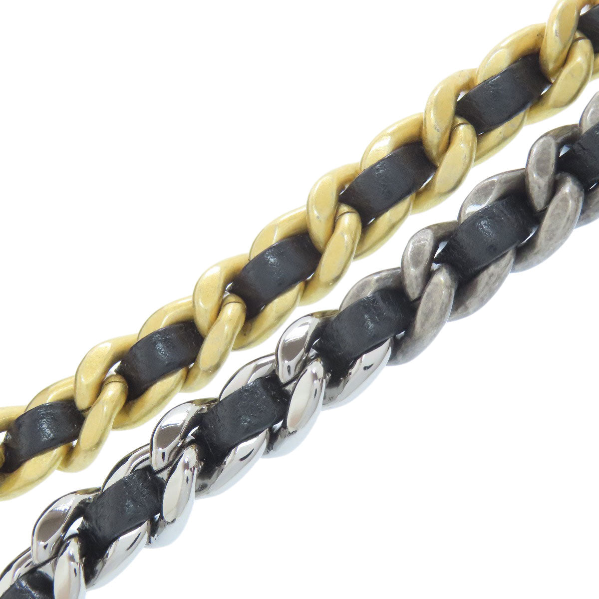 CHANEL 19 Wallet on Chain – Shiny Lambskin, Gold-Tone, Silver-Tone & Ruthenium-Finish Metal, Black 100% Authentic ✨Very Good Pre Owned Condition say