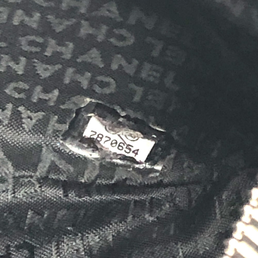 CHANEL – Logo Fringe – Black Calf Leather – Karl Lagerfeld Era, 1990s – 100% Authentic Pre-Owned✨ Good Vintage Condition