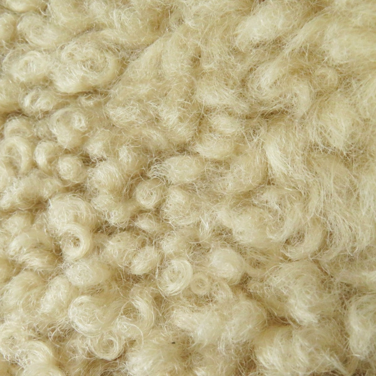 CHANEL Boots Black & Beige Leather with Mouton Trim Size 37 – Made in Italy 100% Authentic ✨Excellent Pre-Owned Condition, ✨Almost New