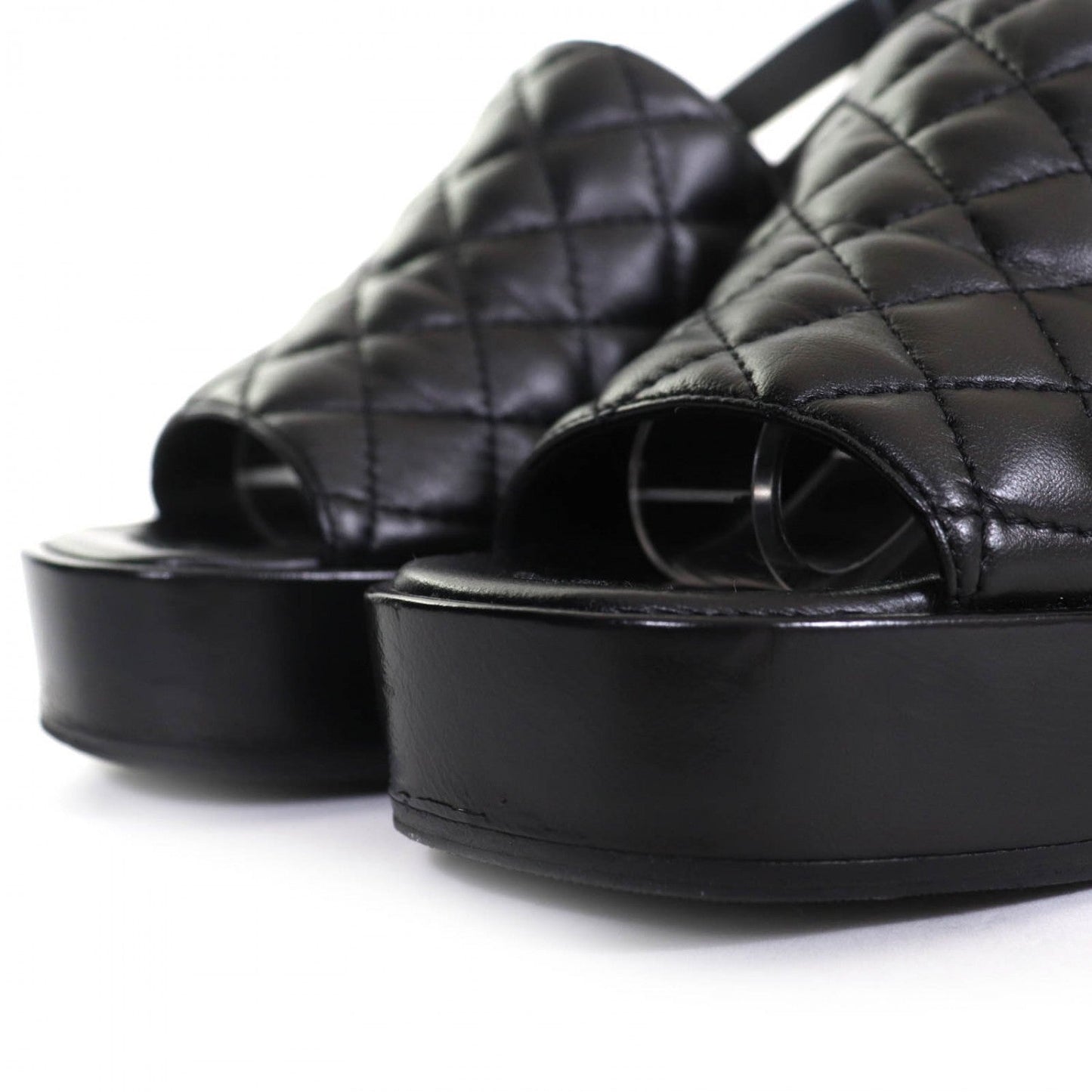 CHANEL Sandals – Black Leather – Size 37 – Collection 24P –