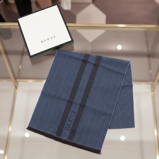 Gucci Scarf wool Navy mens /Unisex 100% Authentic ✨Excellent Pre Owned Hardly Used ~30% Off MSRP