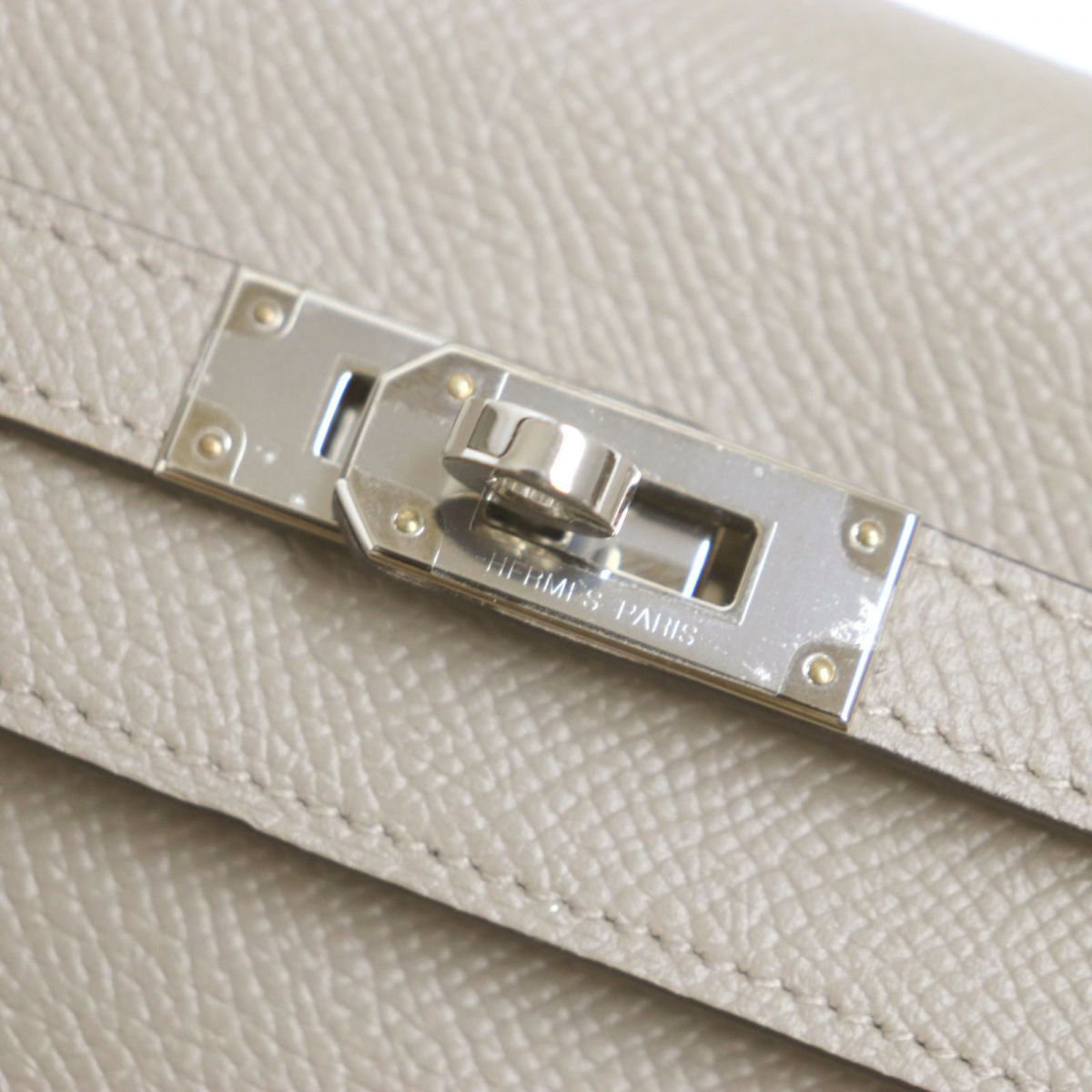 HERMÈS – Long Wallet Purse – Epsom Leather – Beige –