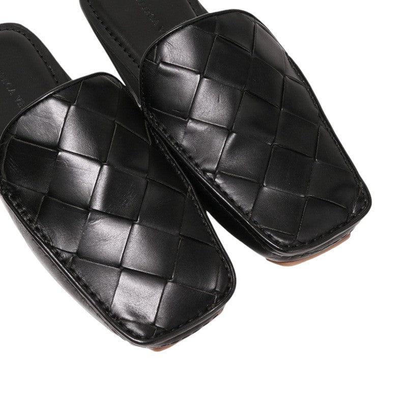 BOTTEGA VENETA – Black Leather Sandals – Size 37 (US 6) – 100% Authentic ✨Previously Owned Excellent Condition ~33% Off MSRP