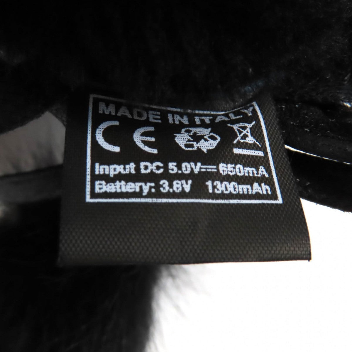 JIMMY CHOO – SNOW FLAT Short Boots Size 39.5.   100% Authentic Excellent Pre-Owned ✨Unused Condition