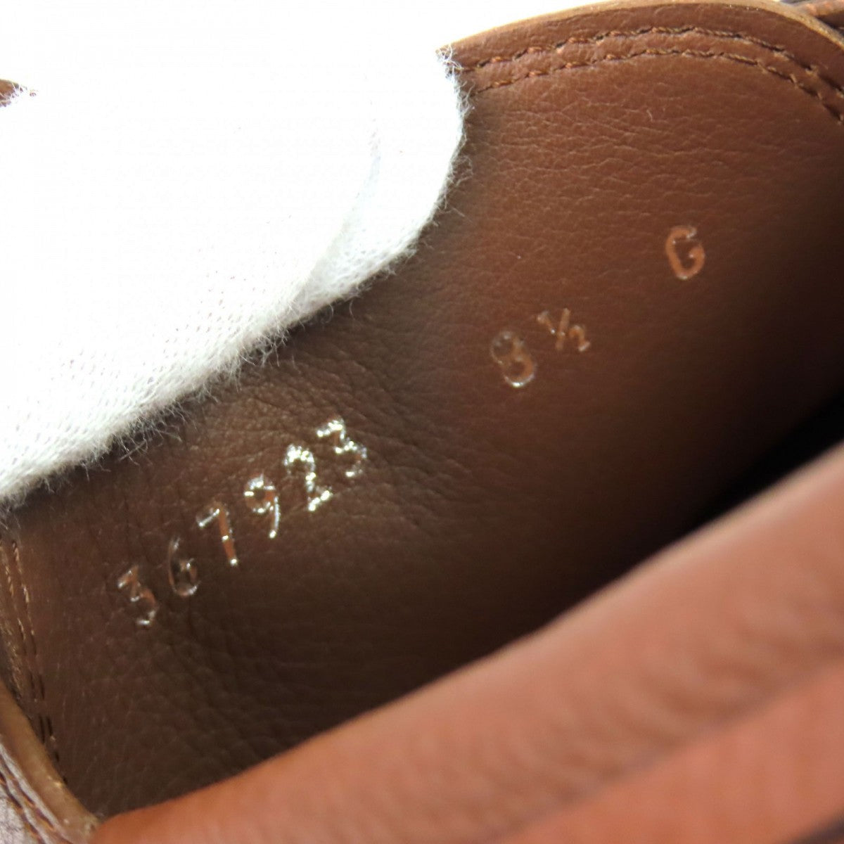 Gucci Men’s Loafers  Size: 8.5  Authentic ✨Excellent Pre-Owned/Unused condition with Minor Storage Wear ~24% off MSRP