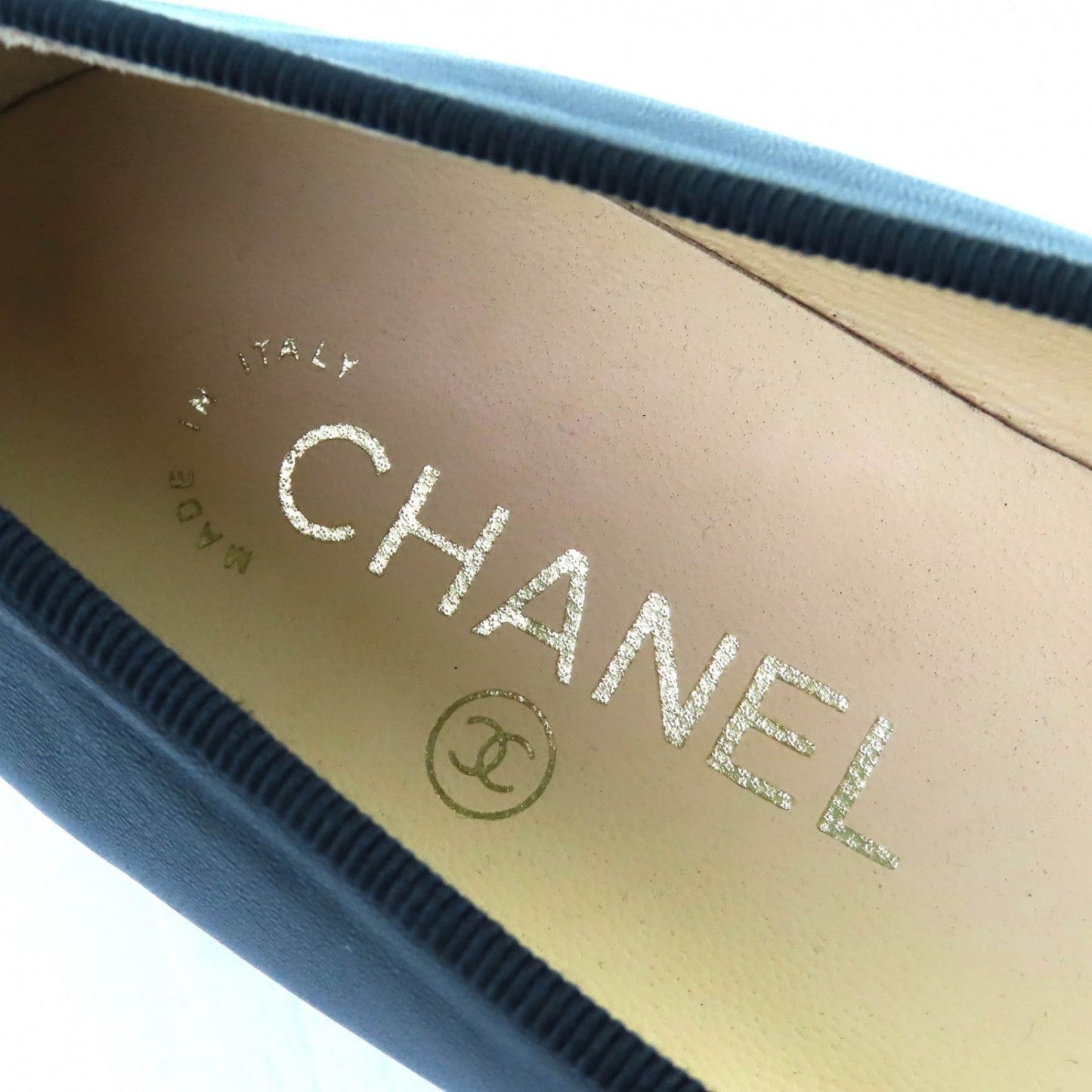 CHANEL ballerinas– Black Euro Size 38 – 100% Authentic Pre-Owned ✨Excellent/Unused with Minor Storage Wear Condition ~20% off MSRP