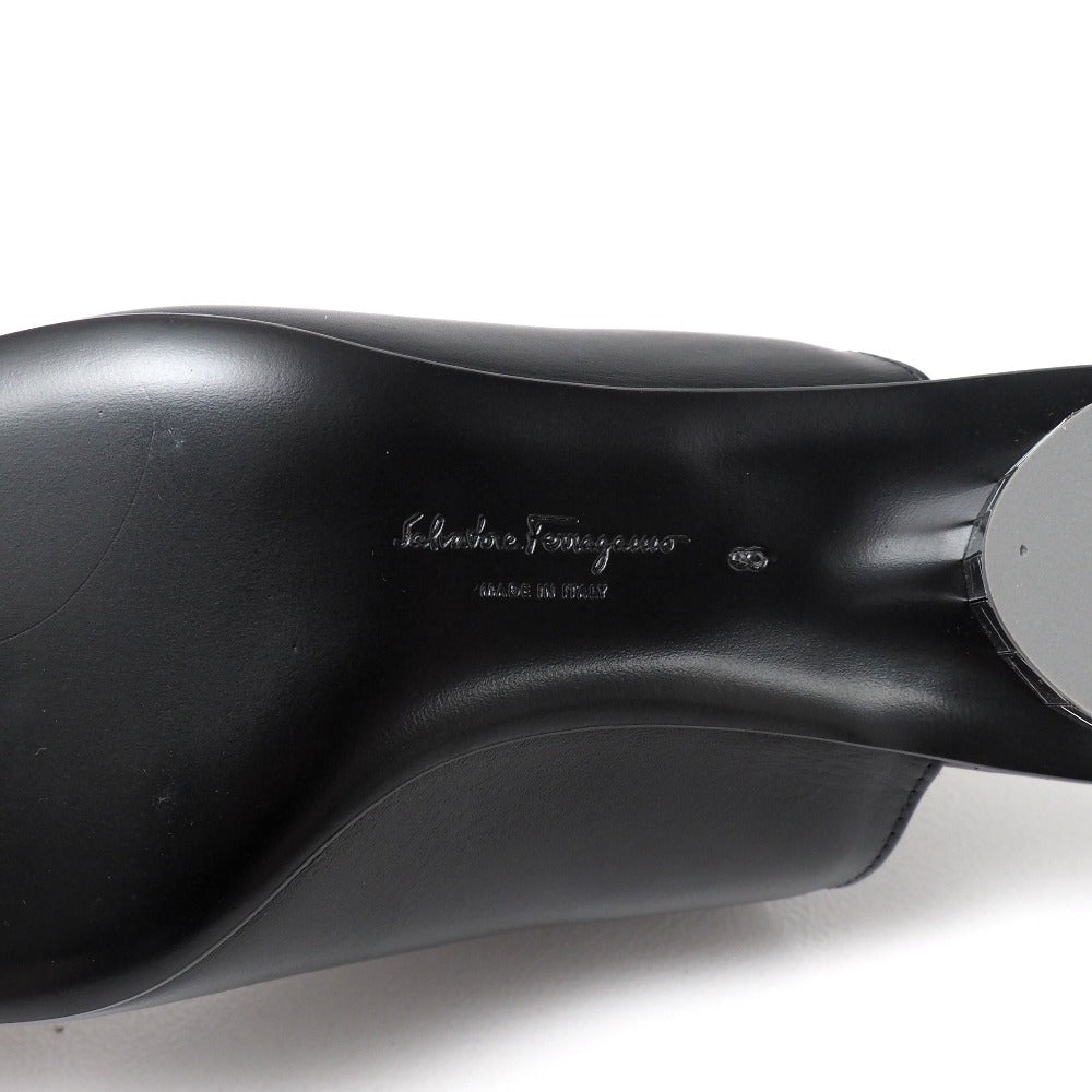 Salvatore Ferragamo – Mule – Black Leather – Size 8 – 100% Authentic Pre-Owned ✨Unused / Store Display Condition ~23% off MSRP