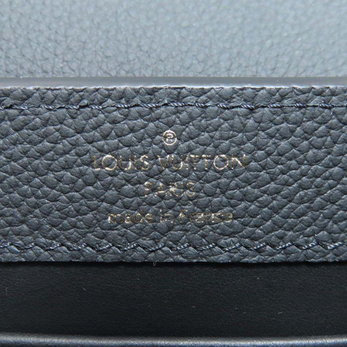 Louis Vuitton– Capucines EW (East-West silhouette )Mini Nicolas Ghesquière ✨2025 – 100% Authentic ✨Pre-Owned Almost Unused Condition ~32% off MSRP