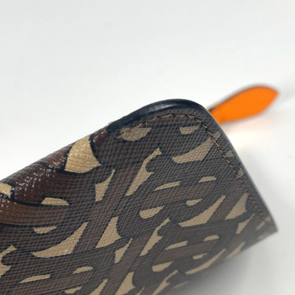 Burberry              Clutch TB Logo