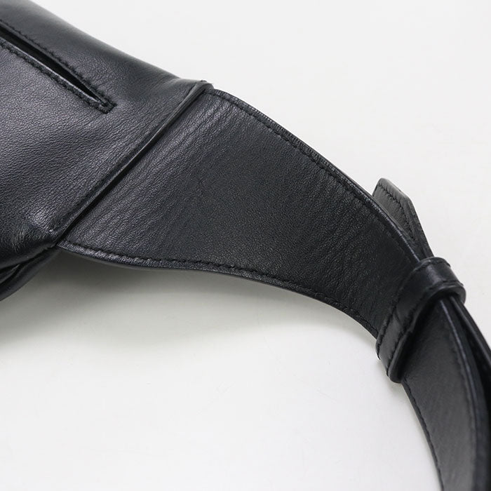 FENDI Marsupio                                                    100% Authentic                                      ✨Excellent Pre-Owned Condition
 ~30% off MSRP