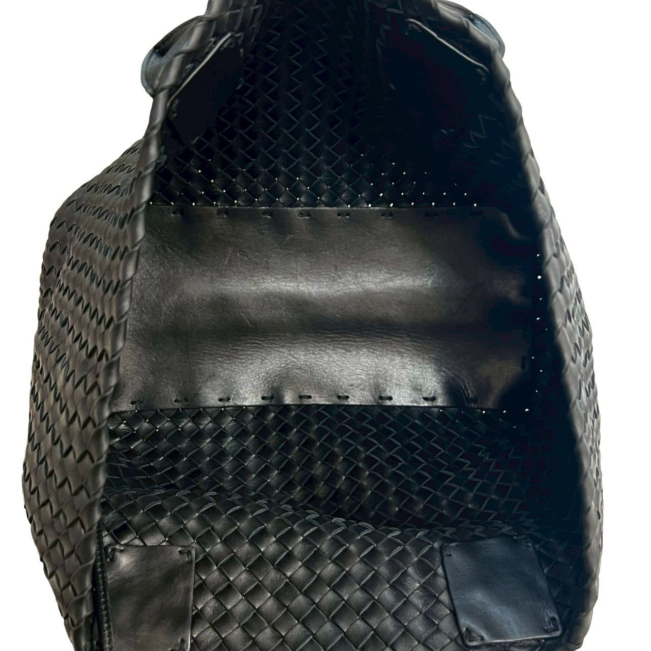 Bottega Veneta  – Tote – Hippo PM (Petit Modèle ) Intrecciato  100% Authentic Pre-Owned ✨Very Good Condition ~38% off MSRP