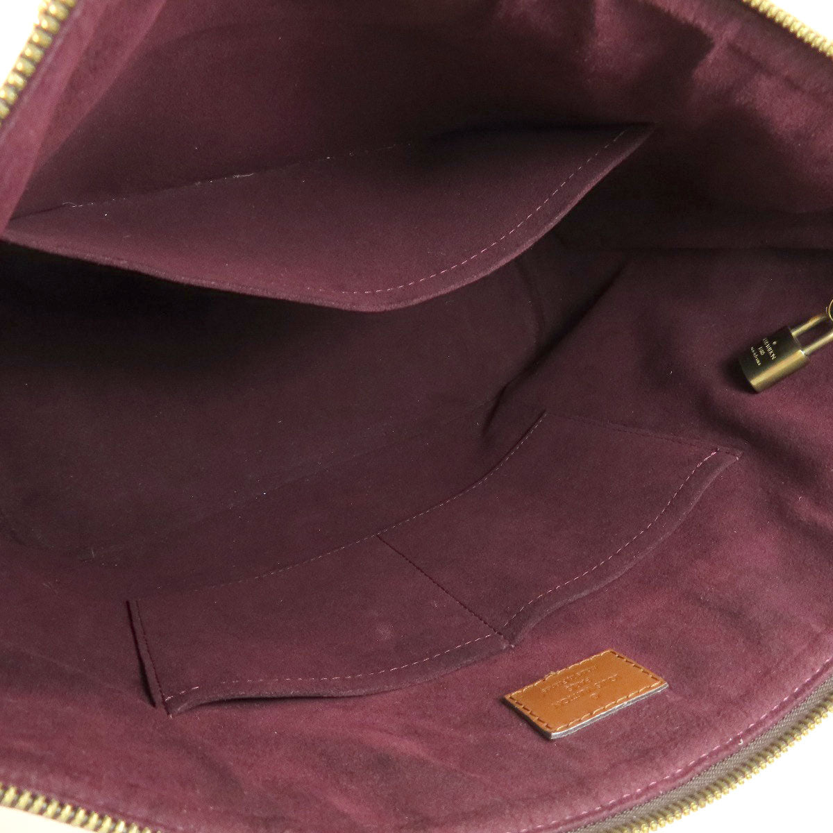 Louis Vuitton Belmont Damier Ebene             100% Authentic                                            ✨Very Good Pre-Owned Condition                 ~30 % off MSRP