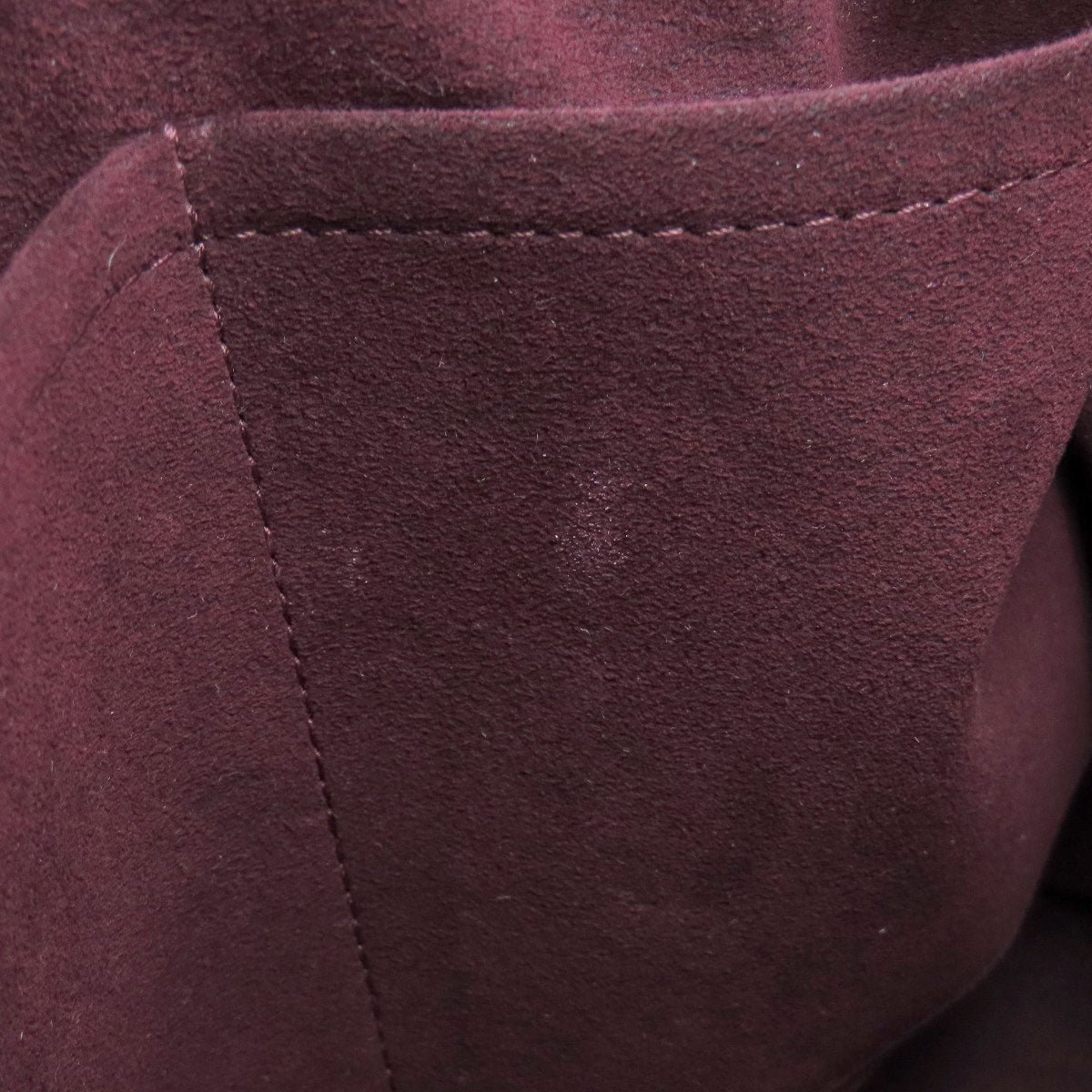 Louis Vuitton Belmont Damier Ebene             100% Authentic                                            ✨Very Good Pre-Owned Condition                 ~30 % off MSRP