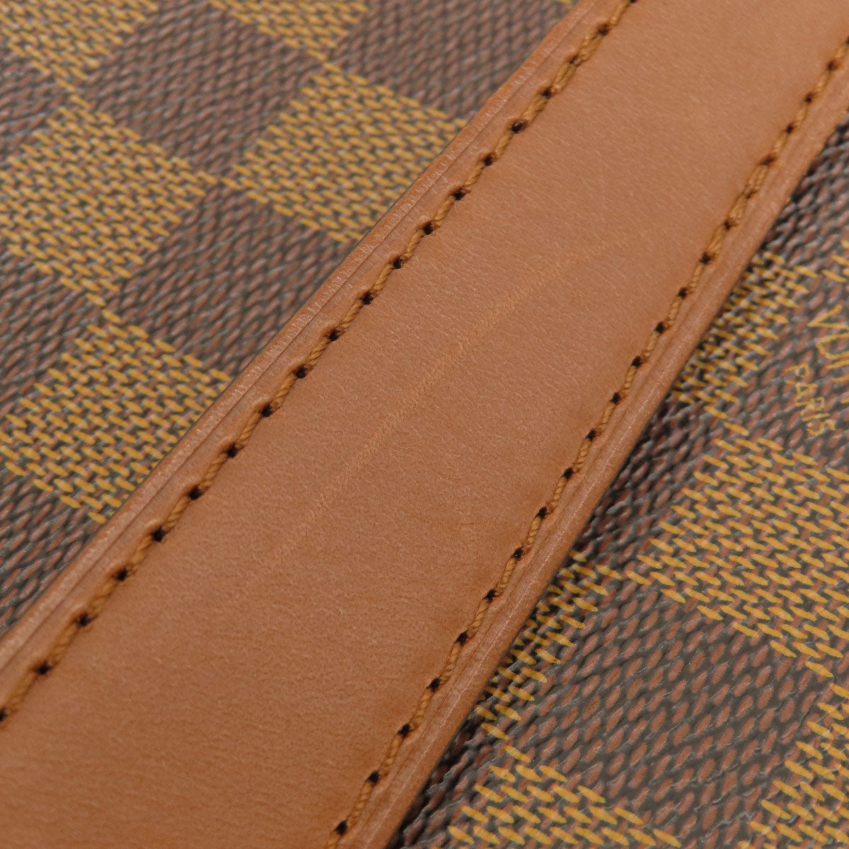 Louis Vuitton Belmont Damier Ebene             100% Authentic                                            ✨Very Good Pre-Owned Condition                 ~30 % off MSRP