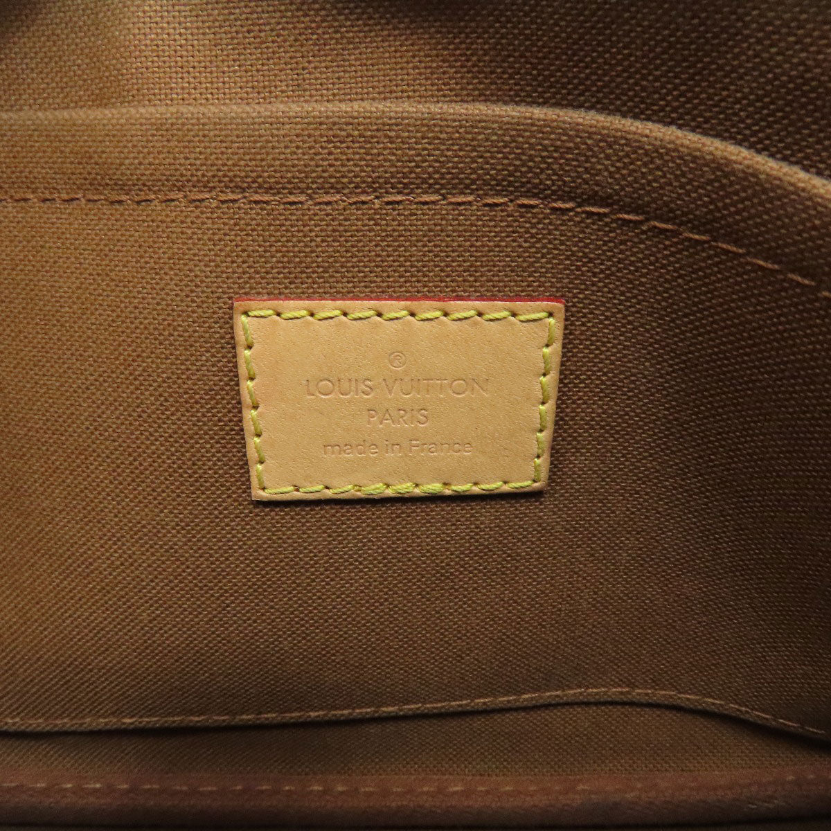 Louis Vuitton        Multi Pochette Accessoires 100% Authentic ✨Excellent Pre-Owned Condition with Minor Wear ~28% off MSRP