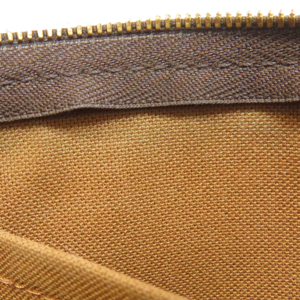 Louis Vuitton        Multi Pochette Accessoires 100% Authentic ✨Excellent Pre-Owned Condition with Minor Wear ~28% off MSRP