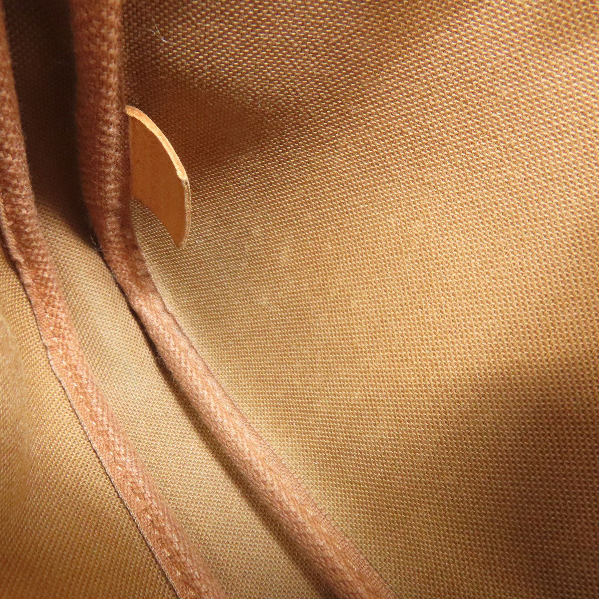 Louis Vuitton        Multi Pochette Accessoires 100% Authentic ✨Excellent Pre-Owned Condition with Minor Wear ~28% off MSRP