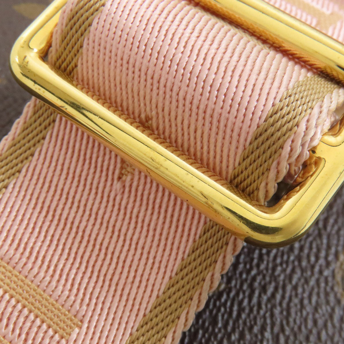 Louis Vuitton        Multi Pochette Accessoires 100% Authentic ✨Excellent Pre-Owned Condition with Minor Wear ~28% off MSRP