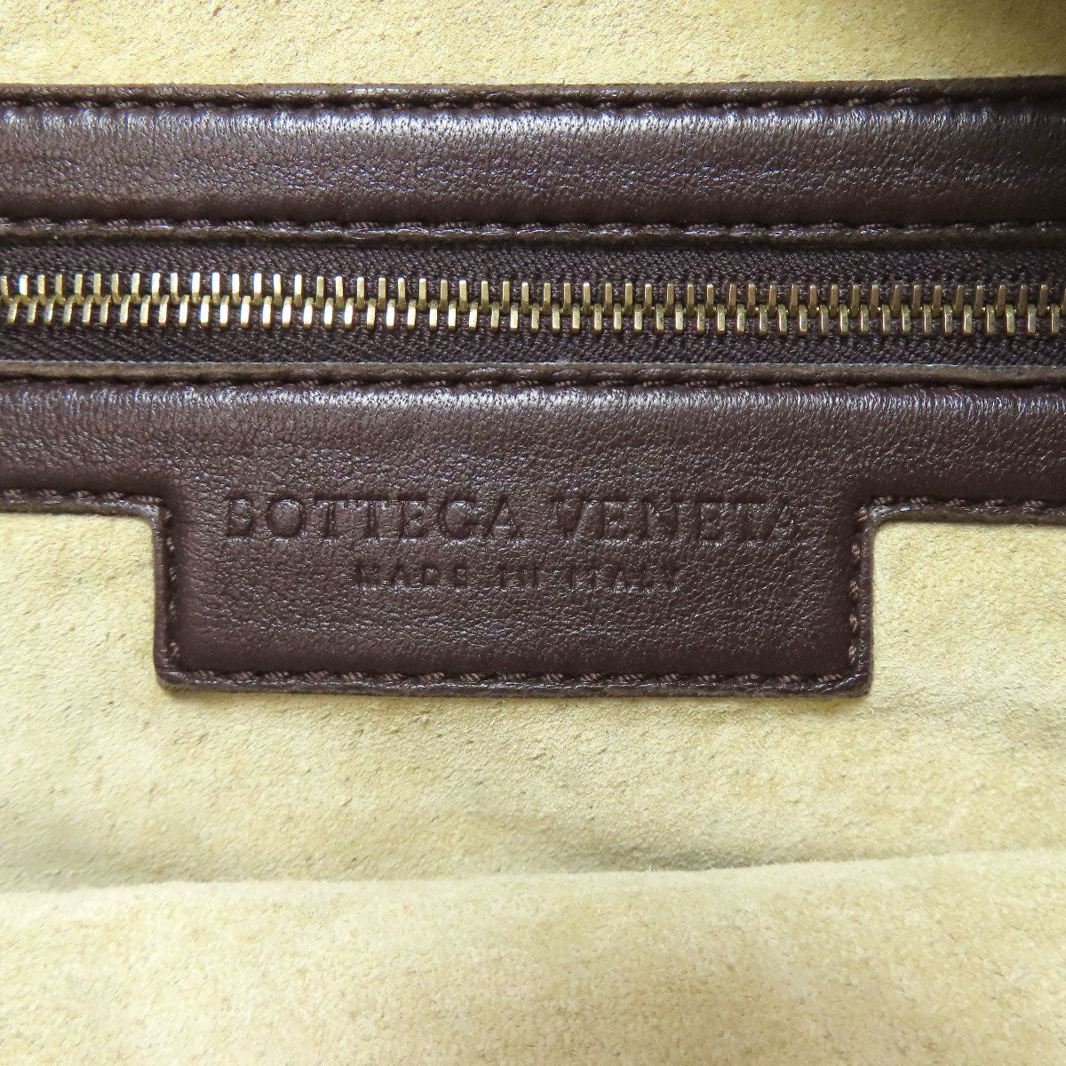 BOTTEGA VENETA – Intrecciato “One Belt” Shoulder Bag – Brown Calfskin – 100% Authentic ✨Previously Owned Very Good Condition ~34% Off MSRP