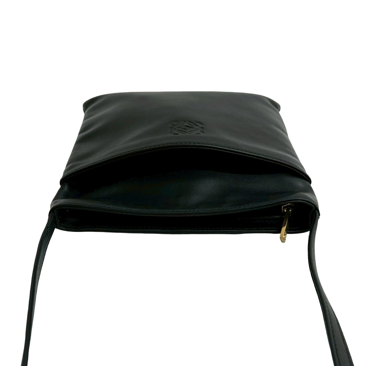 LOEWE – Anagram Logo Shoulder Bag – Brown Leather – Spain – 100% Authentic Previously Owned (Very Good Condition) ~23–30% Off MSRP