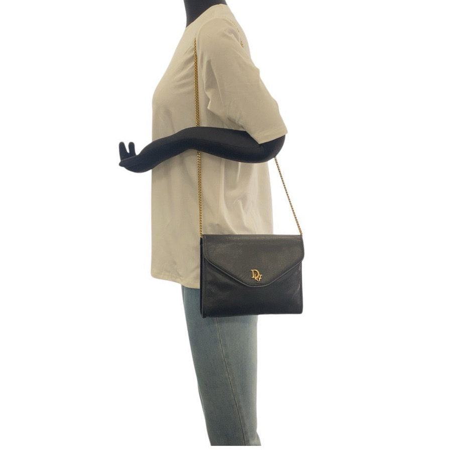 Christian Dior – Vintage Chain Shoulder Clutch – Black Leather with Gold-Tone Chain & “Dior”Logo – ✨ Previously Owned well kept Vintage Condition.