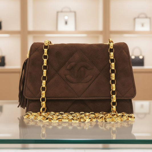 CHANEL – Matelassé Fringe COCO Mark Shoulder Bag – Brown Suede Leather – 100% Authentic ✨Previously Owned AB Rank ~39% Off MSRP
