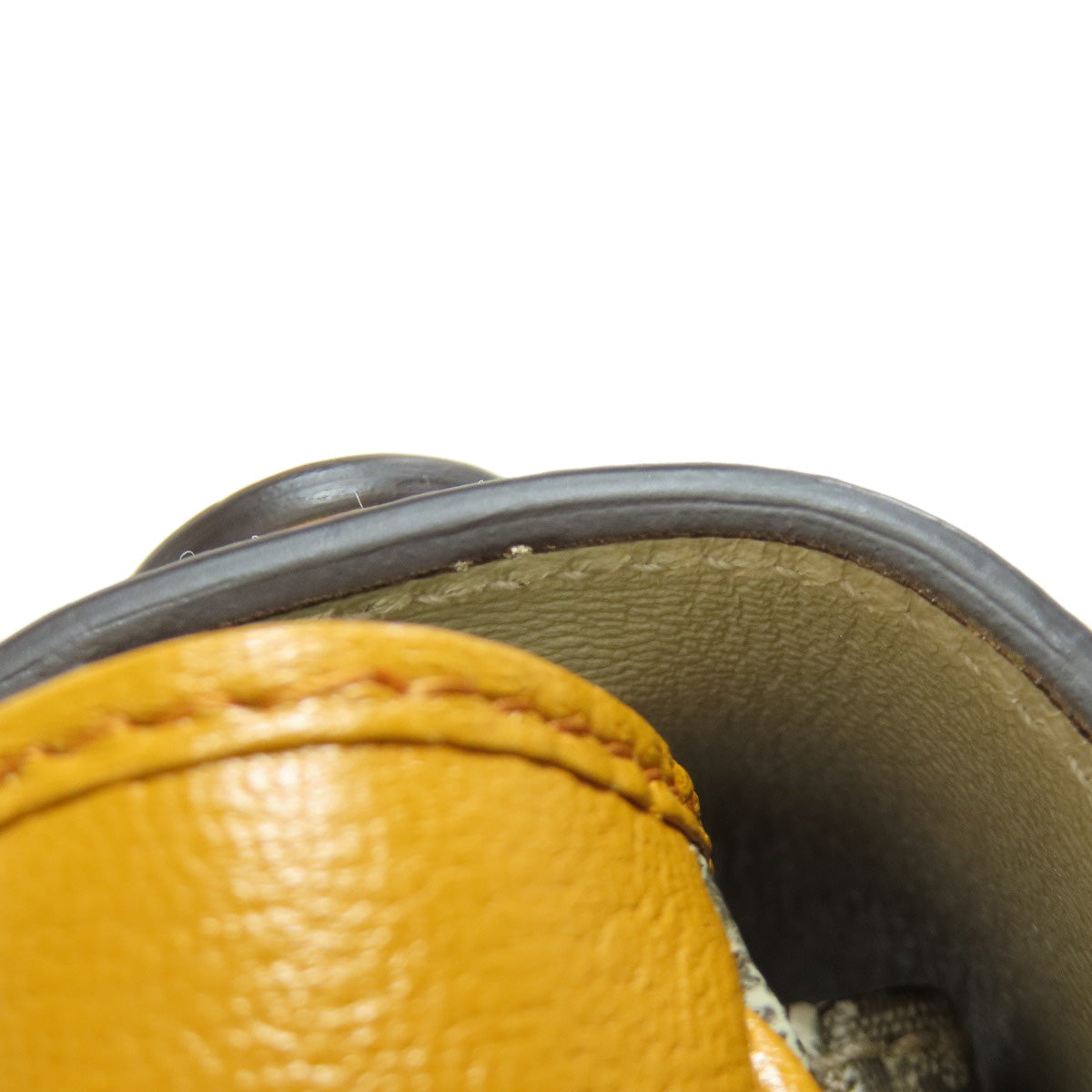 GUCCI – GG Supreme 2-Way Handbag & Clutch 100% Authentic ✨Previously Owned Excellent Condition ~33% Off MSRP