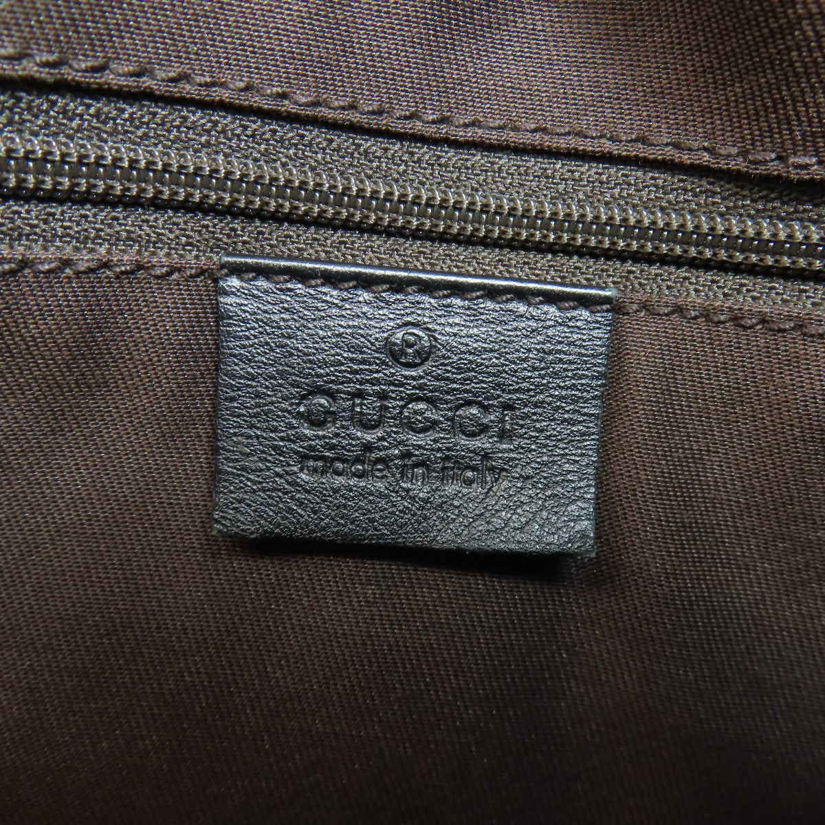 GUCCI Sukey Shoulder Bag  GG Canvas Brown 100% Authentic Very Good ✨ Perviously-Owned Condition ~24% Off MSRP