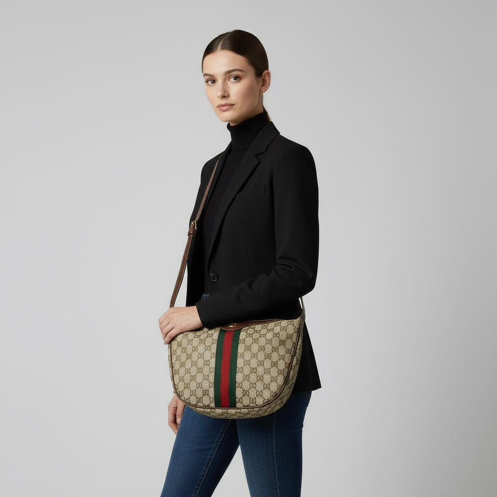 GUCCI – Sherry Line Old Gucci Shoulder Bag – GG Supreme Canvas Beige – Italy – 100% Authentic ✨Previously Owned Very Good Condition ~68% Off MSRP