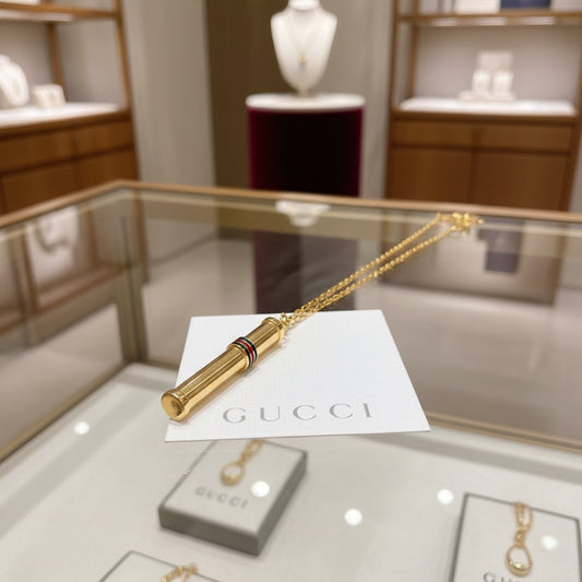 GUCCI – Gold-Plated Perfume Bottle Necklace – Sherry Line – Long 76cm Length – 100% Authentic ✨Previously Owned Excellent Condition ~