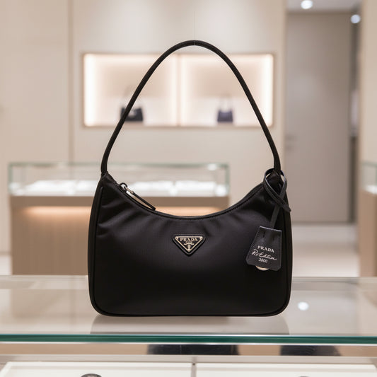 PRADA – Re-Edition 2000 Tessuto Nylon Shoulder Bag – Black – 100% Authentic ✨Previously Owned Excellent Condition ~38% Off MSRP