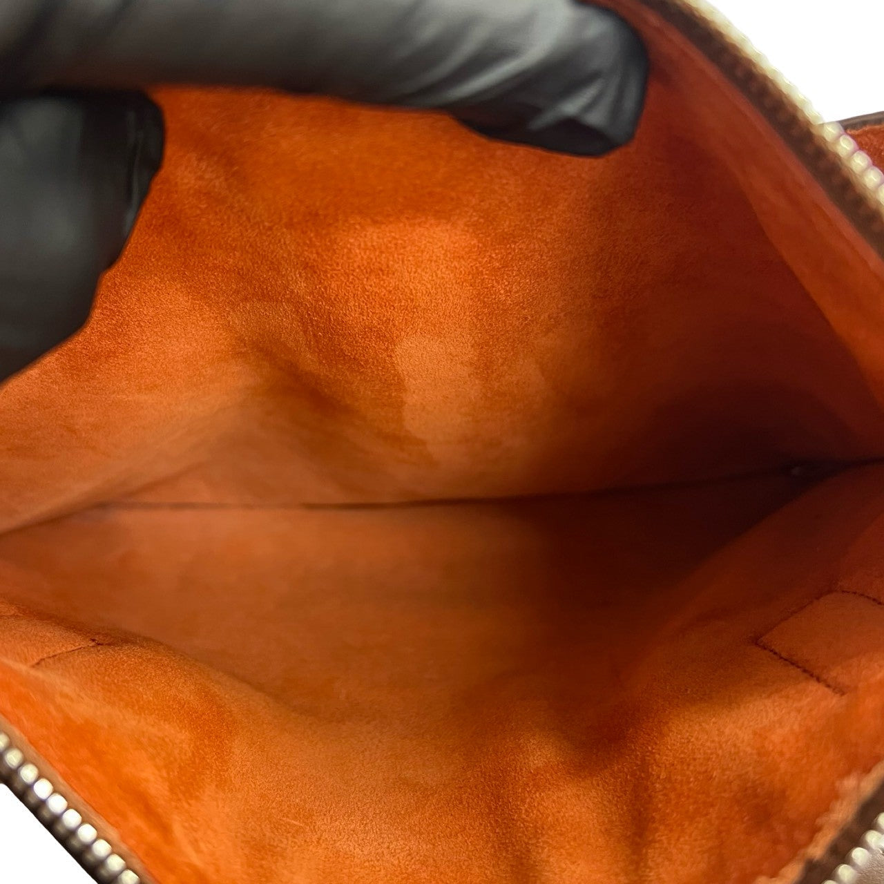 PRADA – Brown Leather Triangle Logo Tote Bag – With Dust Bag, Clochette & Key Ring – 100% Authentic ✨Previously Owned Very Good Condition ~33% Off MSRP