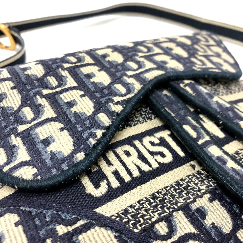 Dior                     Saddle Waist Bag