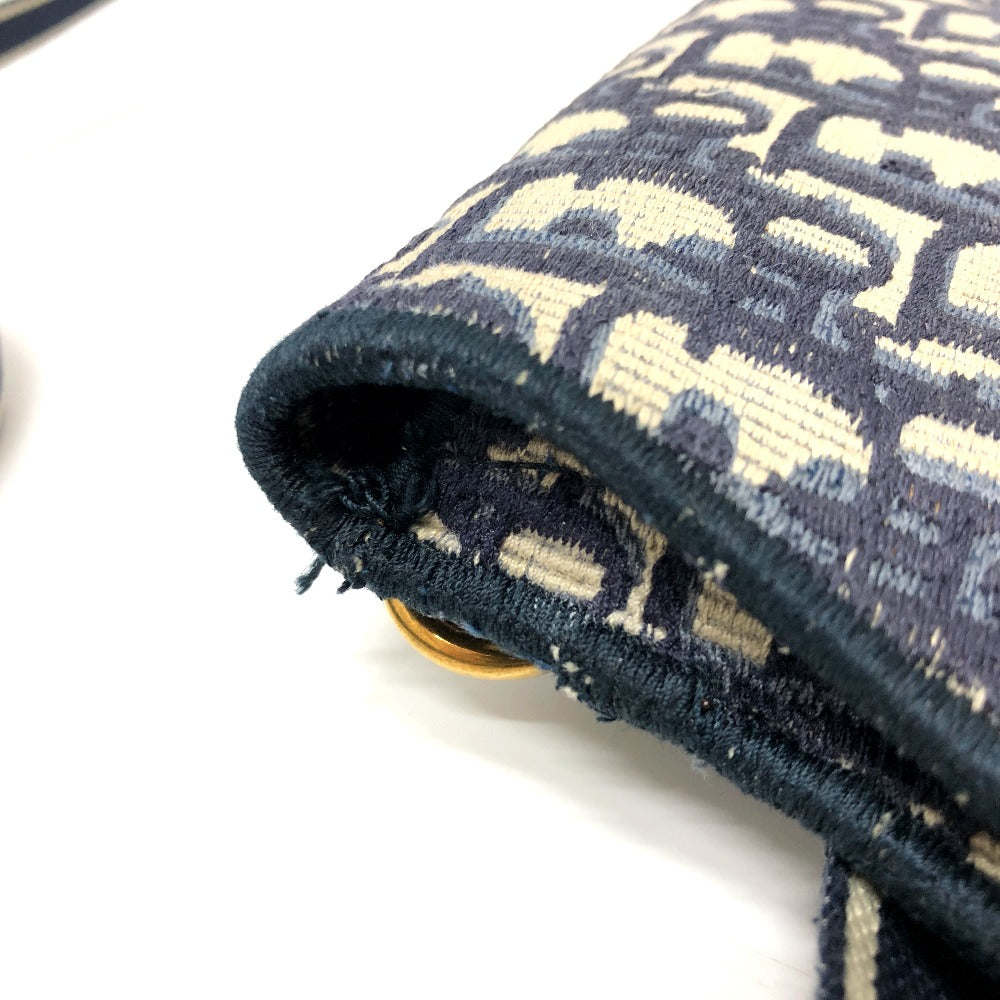 Dior                     Saddle Waist Bag