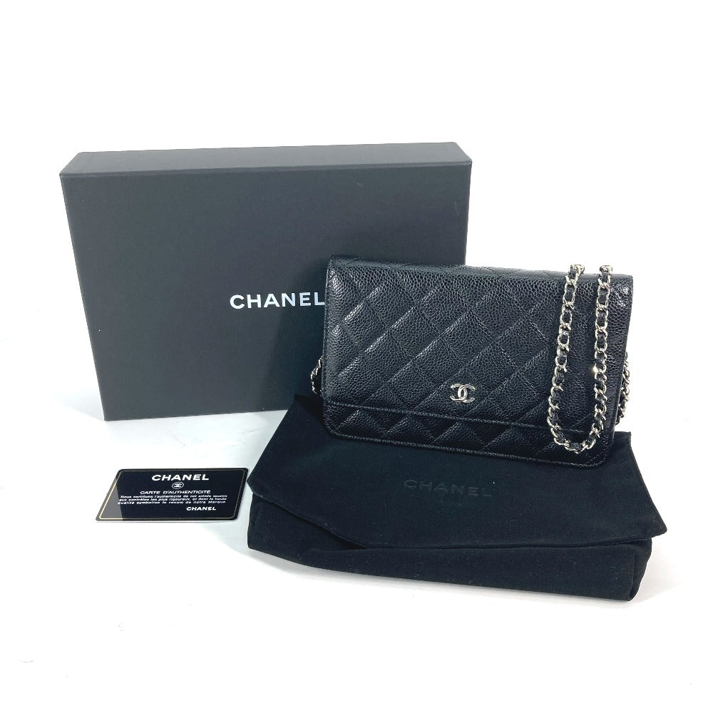 CHANEL Chain Wallet in Black Quilted Caviar Leather Vintage