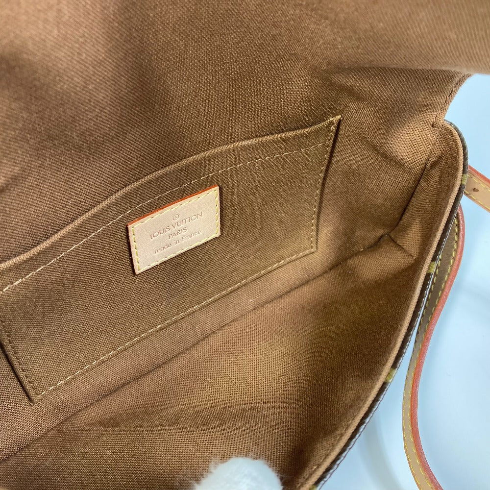 LOUIS VUITTON Pochette Marelle