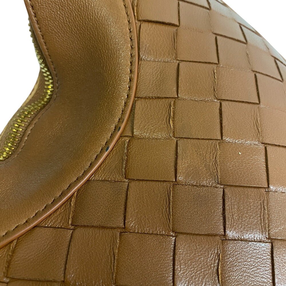 BOTTEGA VENETA – Wood Drop – Intrecciato – Shoulder Bag – Small - Designed by Tomas Maier – 2000s – 100% Authentic Pre - Owned Item No.: Z0013575 - LLUXE.CA