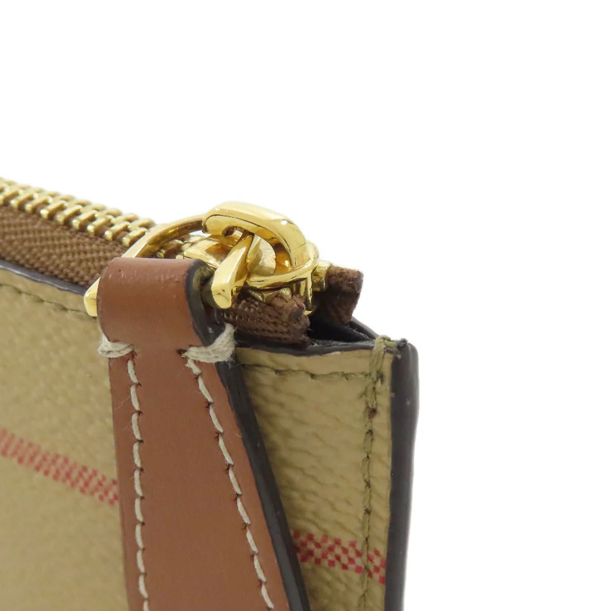 BURBERRY – Coin Case – Nova Check – Designed by Christopher Bailey – 2000s – 100% Authentic Pre - Owned Item No.: 75621043 - LLUXE.CA